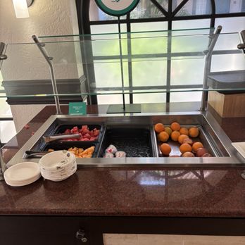 Embassy Suites by Hilton Lompoc Central Coast - Breakfast option - Hotels Near Me - Lompoc, California Embassy Suites by Hilton Lompoc Central Coast - Breakfast option - Hotels Near Me - Lompoc, California