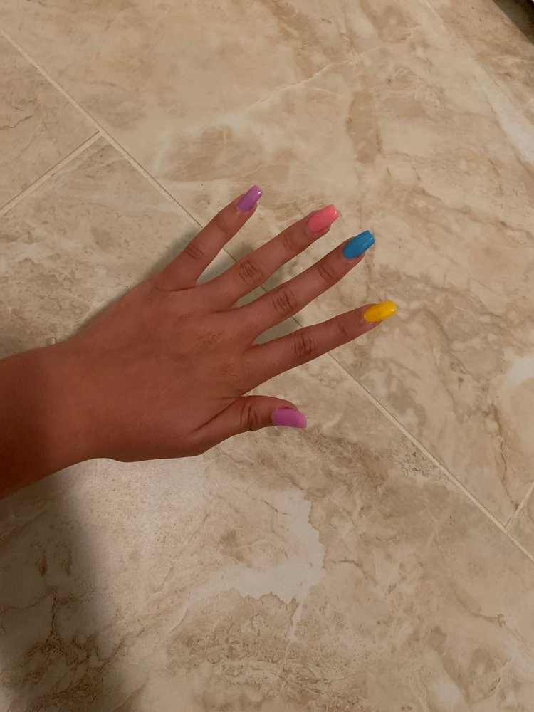 VINA NAIL SALON Updated May 2024 65 Creek Farm Plz, Colchester