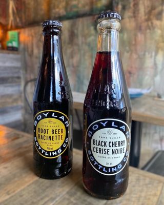 Descendant Detroit Style Pizza by null