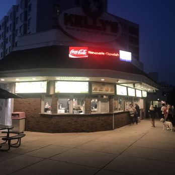 Kelly's Roast Beef - Kelly's - Sandwiches Near Me - Revere, Massachusetts