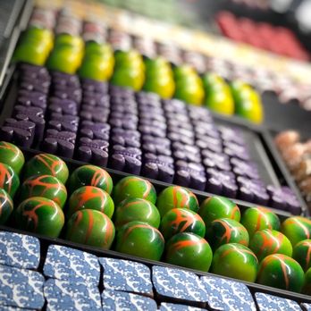 William Dean Chocolates - Assortment of their amazing chocolates - Chocolatiers & Shops Near Me - Belleair Bluffs, Florida William Dean Chocolates - Assortment of their amazing chocolates - Chocolatiers & Shops Near Me - Belleair Bluffs, Florida