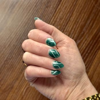 Star Nails - Nail Salons Near Me - Frankenmuth, Michigan