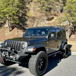 Jeepin In The Smokies Jeep Rentals - Foothills Parkway