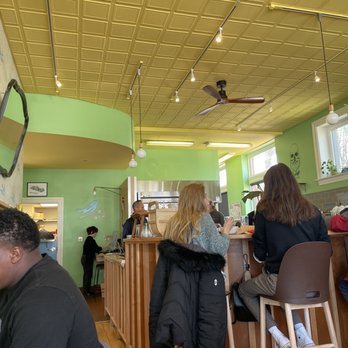 Songbird - Bar area - Breakfast & Brunch Near Me - St. Louis, Missouri