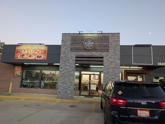 El Sazon Latin Grill by null