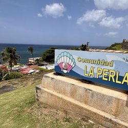 Community La Perla