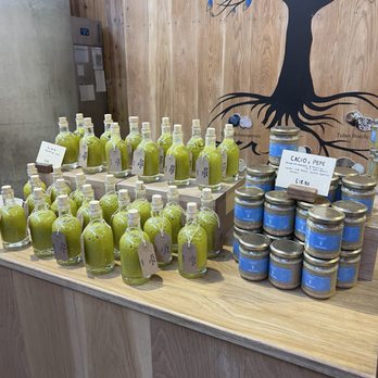 Borough Market - Farmers Market Near Me - London, XGL Borough Market - Farmers Market Near Me - London, XGL