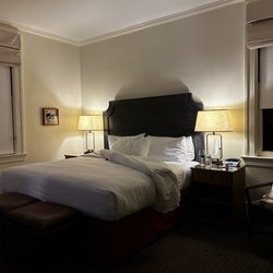 Inn at the Presidio - Bedroom