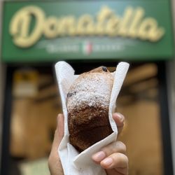 Donatella Salento Bakery - Italian Cornetto