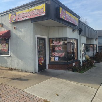 Ike's Big Mouth - Chicken Wings Near Me - Waldwick, New Jersey Ike's Big Mouth - Chicken Wings Near Me - Waldwick, New Jersey