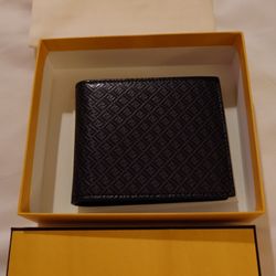 Fendi - Understated elegance.