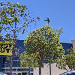 Best Buy - San Diego