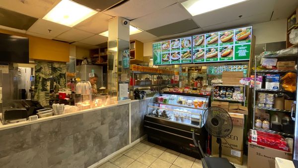 Banh Mi Huong Que by null