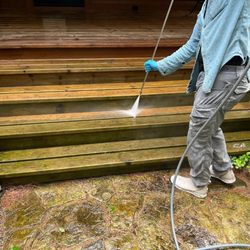 Diamond Dazzle Cleaning - Deck Cleaning in Michigan