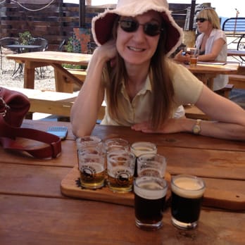 Taos Mothership - Taster flight.  8 4oz pours for $8! - Music Venues Near Me - El Prado, New Mexico