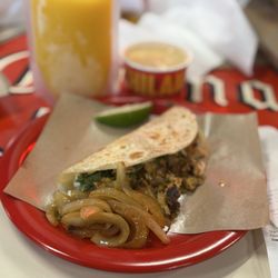 Chilangos Tacos