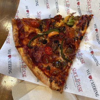 Slice House by Tony Gemignani - Combo Americano slice - Pizza Near Me - Castro Valley, California