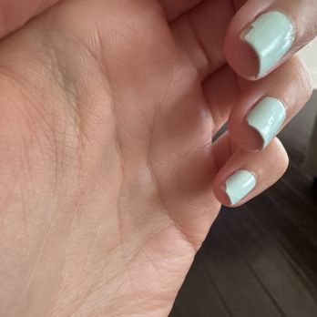 Dtla Nails - Chipping less than a day later and they think this is acceptable. - Nail Salons Near Me - Los Angeles, California