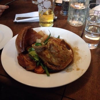 Andover Arms - Roast chicken. - Pubs Near Me - London, XGL Andover Arms - Roast chicken. - Pubs Near Me - London, XGL