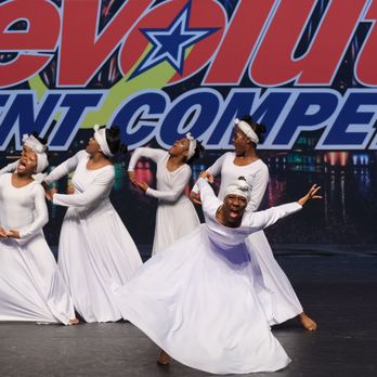 Premier One Dance Conservatory - Dance Schools Near Me - Chicago, Illinois