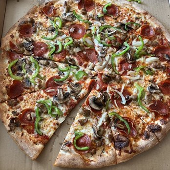 Papa Guido’s Pizza - X large South Bay Deluxe Pizza - Pizza Near Me - Redondo Beach, California Papa Guido’s Pizza - X large South Bay Deluxe Pizza - Pizza Near Me - Redondo Beach, California