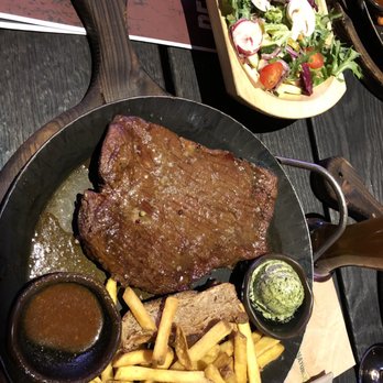 Timberjacks Kassel - Lecker Flankensteak, 400 Gramm, mit kleinem Salat, french Fries und Kräuterbutter - Steakhouses Near Me - Kassel, HE