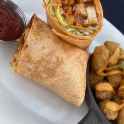 Brewsters Brewing Company & Restaurant - Buffalo Chicken Wrap