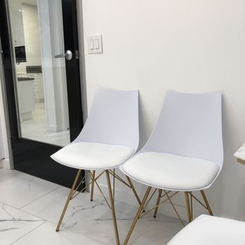 Luminous Smiles - Super cute waiting area. - Cosmetic Dentists Near Me - Newport Beach, California Luminous Smiles - Super cute waiting area. - Cosmetic Dentists Near Me - Newport Beach, California