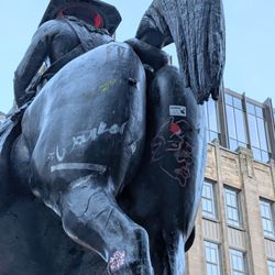 Duke of Wellington Statue - Horses ass