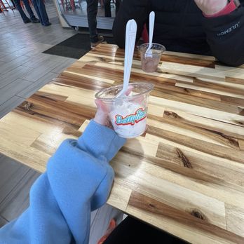 Betty Rae's Ice Cream - Ice Cream & Frozen Yogurt Near Me - Omaha, Nebraska Betty Rae's Ice Cream - Ice Cream & Frozen Yogurt Near Me - Omaha, Nebraska