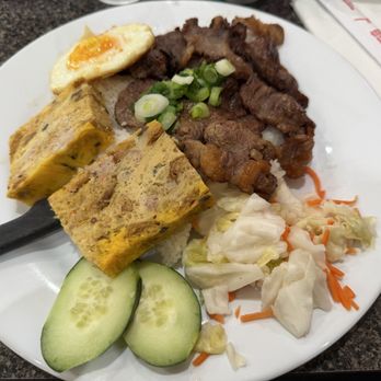 Com Tam Dao Vien - Fried Egg, Steamed Egg, Grilled Beef Broken Rice - Vietnamese Near Me - Westminster, California