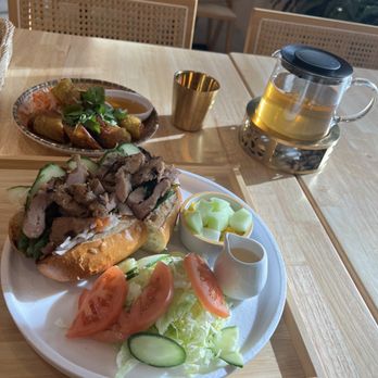 BeLeaf Vietnamese Cuisine - Full meal - Vietnamese Near Me - Toronto, Ontario
