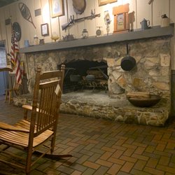 Cracker Barrel Old Country Store - It was so damn cold in here and the fire was not lit!