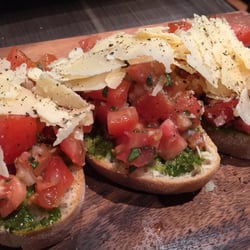 La Zona - The bruschetta is delicious!