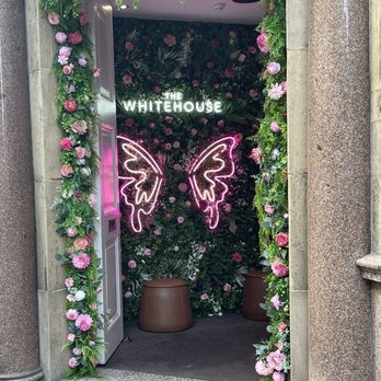 The White House - Cocktail Bars Near Me - Inverness, HLD The White House - Cocktail Bars Near Me - Inverness, HLD