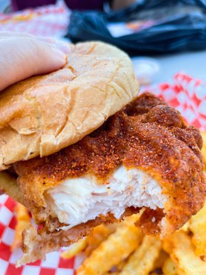 Jojo’s Hot Chicken by null