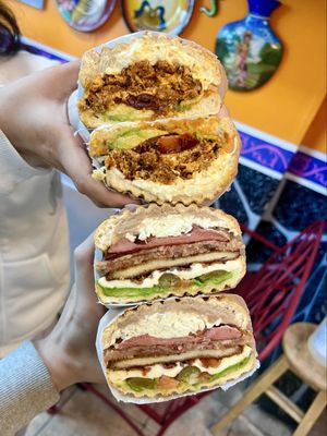 Don Pepe Tortas Y Jugos by null