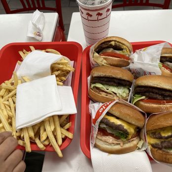 In-N-Out Burger - Fast Food Near Me - Tempe, Arizona