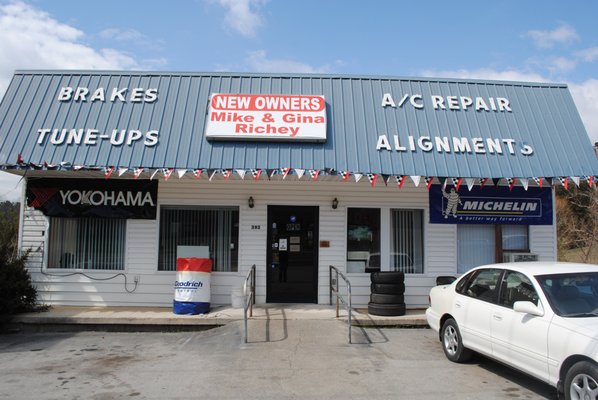 P & R Auto Repair And Sales HI-TECH TIRE & WHEEL AUTO REPAIR & SALES - Updated June 2025 - 16