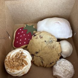 Chocolate Chip Cookie