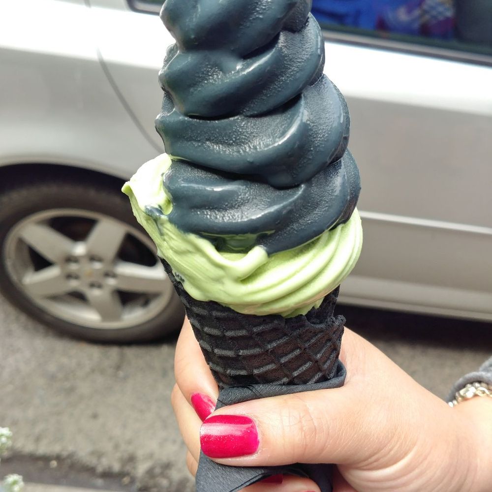 iHalo Krunch - Ice Cream & Frozen Yogurt Near Me - Toronto, Ontario iHalo Krunch - Ice Cream & Frozen Yogurt Near Me - Toronto, Ontario