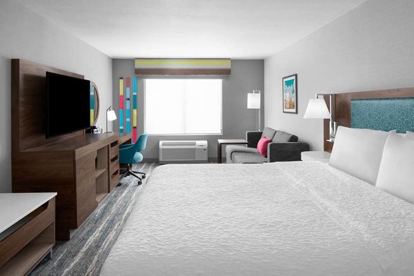 Hampton Inn Phoenix-Biltmore by null