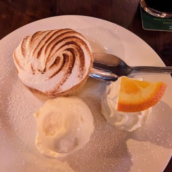 Kyteler's Inn - Lemon Meringue - Pubs Near Me - Kilkenny, KK Kyteler's Inn - Lemon Meringue - Pubs Near Me - Kilkenny, KK