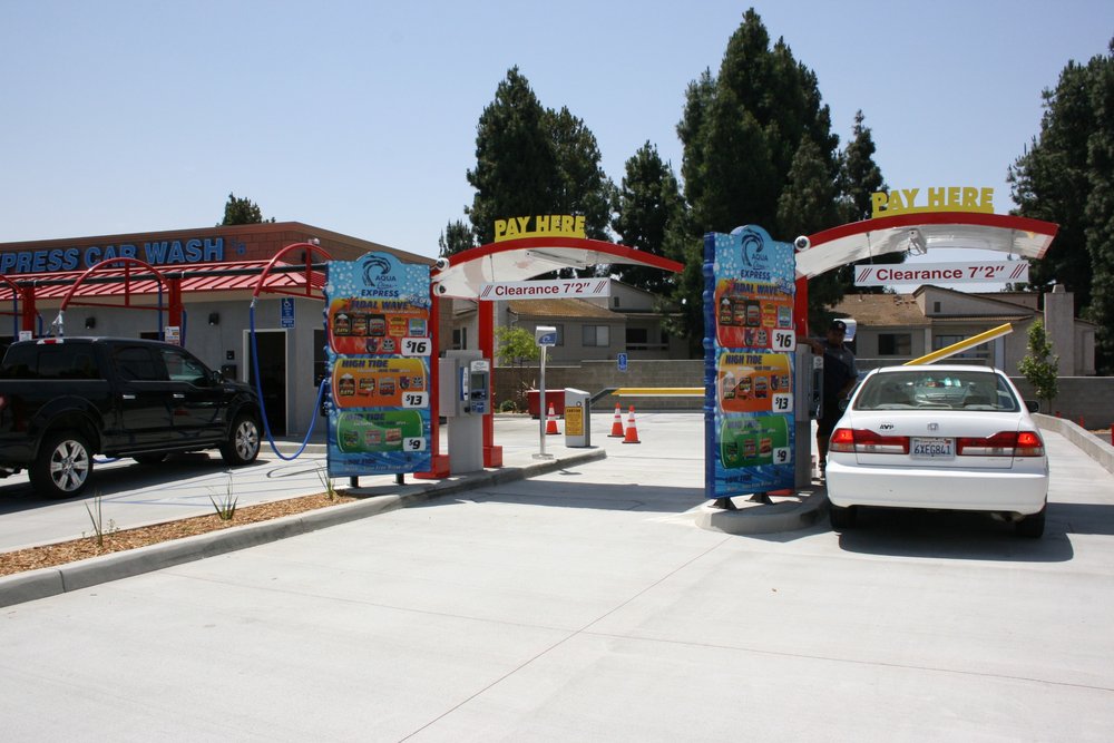 AQUA CLEAN EXPRESS 18 Photos & 29 Reviews Car Wash 4290 Main St