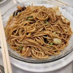 Fried Noodles with Assorted Meat