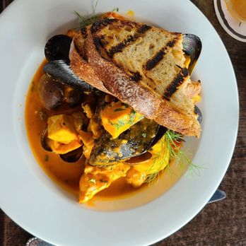 Candor by Giuseppe - Fisherman's Stew - New American Near Me - La Jolla, California