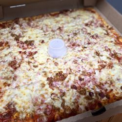 Mill Street Pizza - A large Meat Lover's