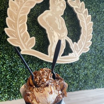 Waffles & Cream - Waffles Near Me - Richmond, California