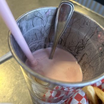 Big Jud's - Strawberry milkshake - American Near Me - Boise, Idaho