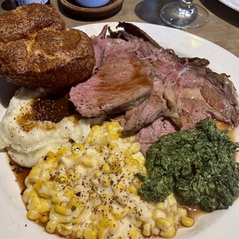 Five Crowns - English Cut, Mashed Potatoes and Gravy, Creamed Corn, Creamed Spinach - Steakhouses Near Me - Corona del Mar, California Five Crowns - English Cut, Mashed Potatoes and Gravy, Creamed Corn, Creamed Spinach - Steakhouses Near Me - Corona del Mar, California